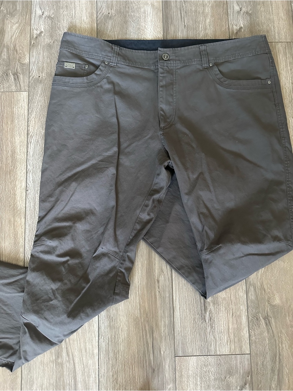 Kuhl Kanvas Dark Gray Jeans size 42 x32
